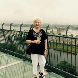 Meet your Posher, Annie